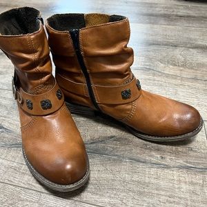 Reiker Tan Leather Heeled Ankle Boots With Buckle Detail Size 39